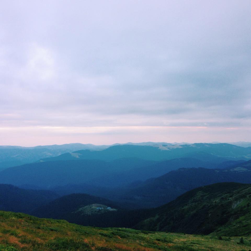 yescenter-hoverla3