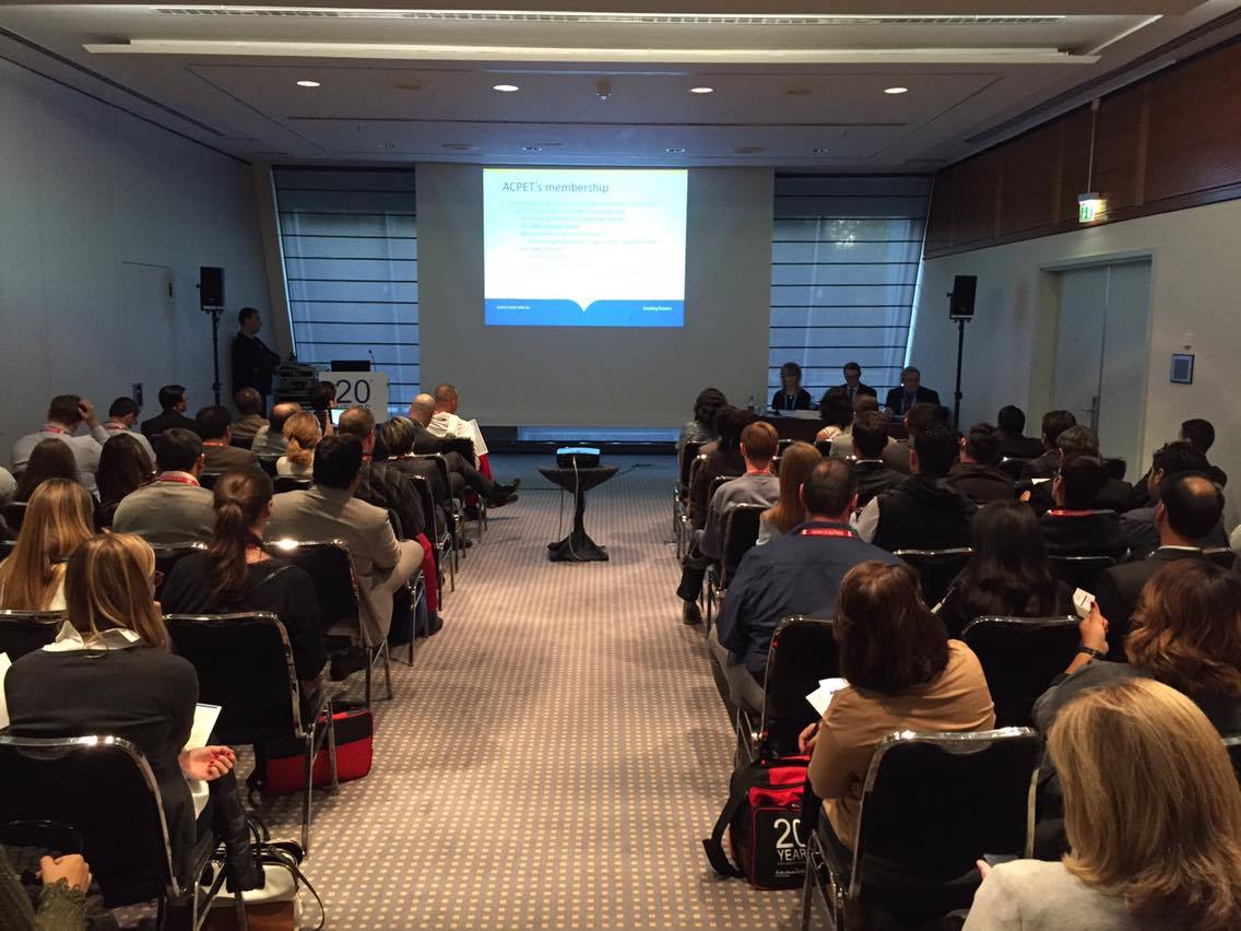 yescenter-icef-berlin-2015-3