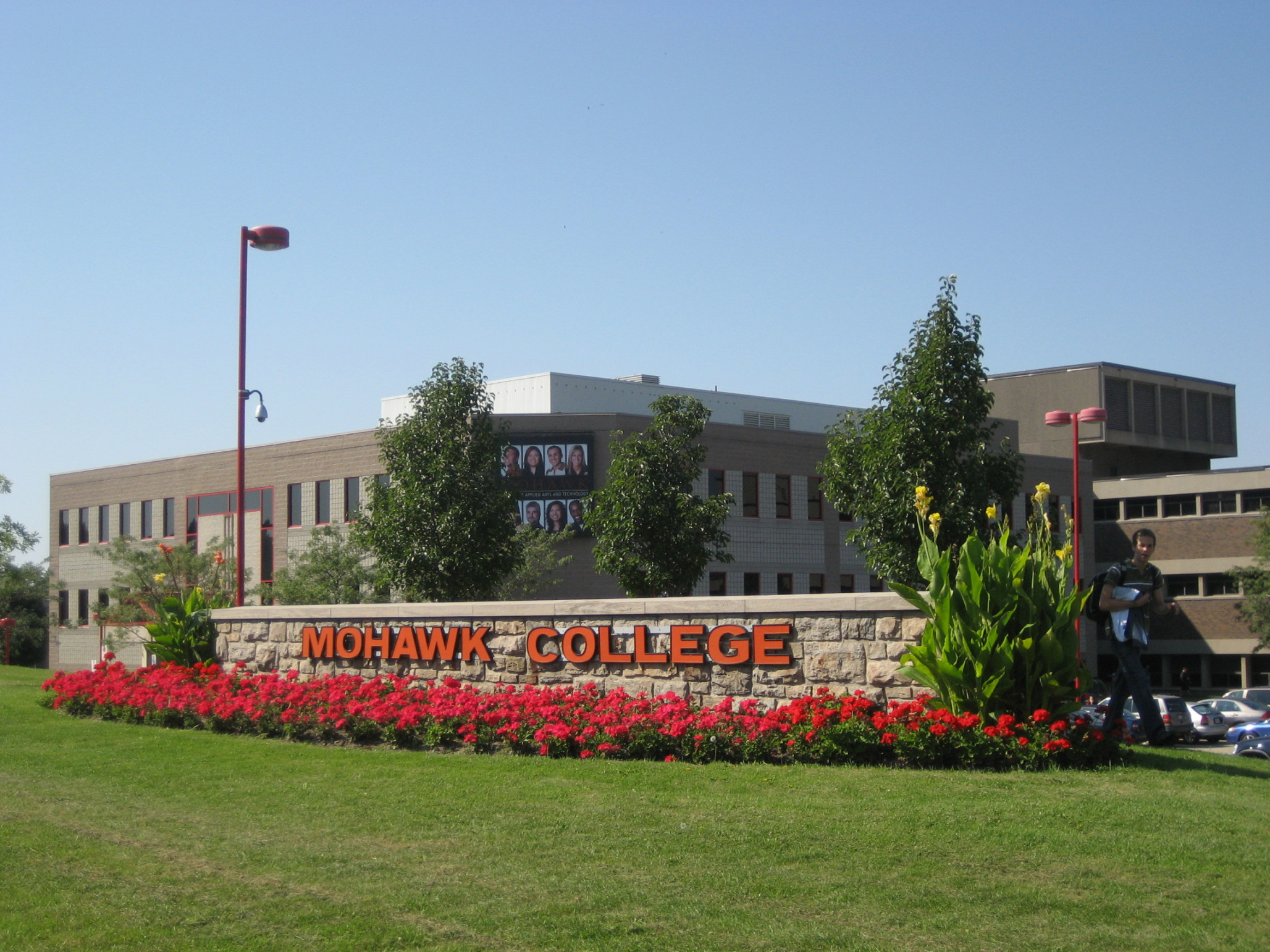 yescenter-mohawk-college2