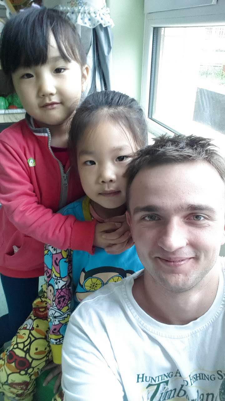 yescenter-work-in-china2