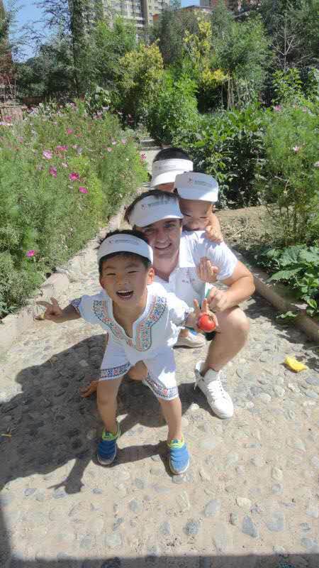 yescenter-work-in-china3